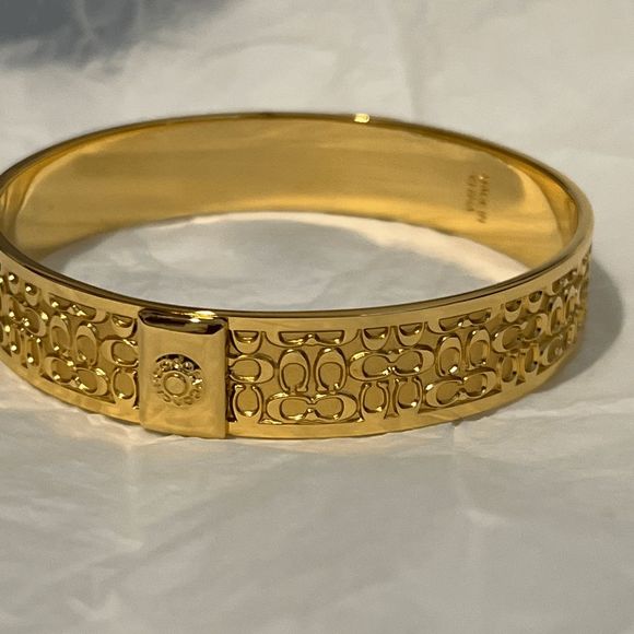 COACH Gold C Bangle NWOT - Picture 8 of 8